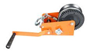 Лебедка ручная LRB900  10м 900кг.