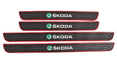 Накладки на пороги 4шт